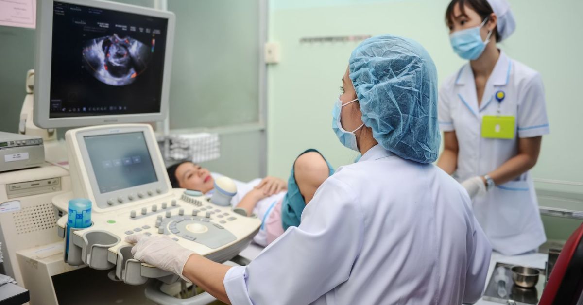 Top 5 bác sĩ giỏi Sản phụ khoa tại TP.HCM – Địa chỉ khám thai và sinh con an toàn cho mẹ bầu